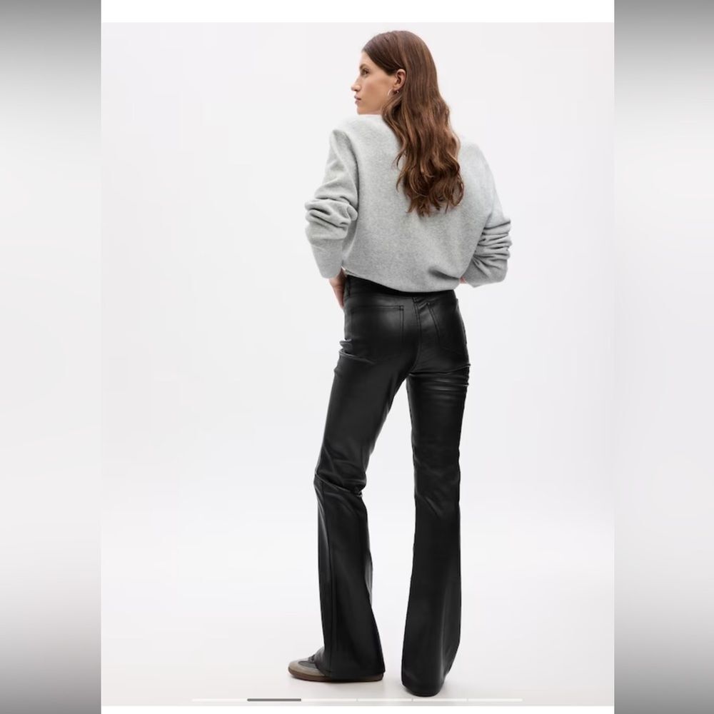Gap faux leather flare pants - Picture 2 of 3